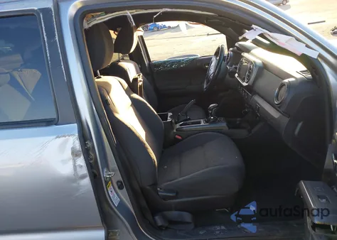 2017 Toyota Tacoma Trd Off Road z USA, uszkodzony, nr VIN 3TMCZ5AN5HM086487